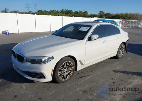 2019 BMW 530I z USA, uszkodzony, nr VIN WBAJA5C55KBX87716
